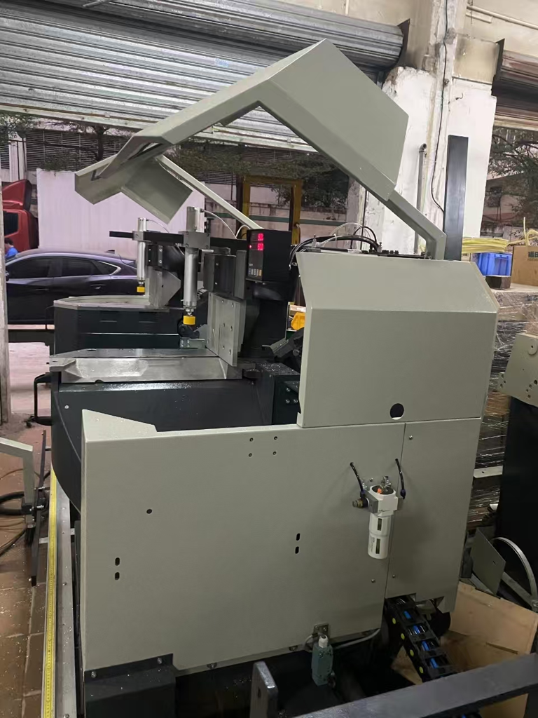 C251015-Elumatec DG244/02+E255